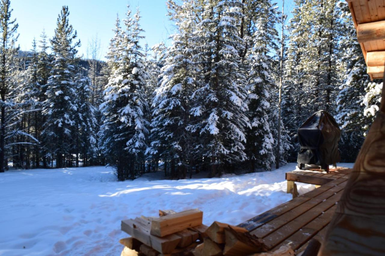 Rocky Mountain Escape Dome & Log Cabin Rentals - Rock Lake Rock Lake Lodge Provincial Park Exterior foto