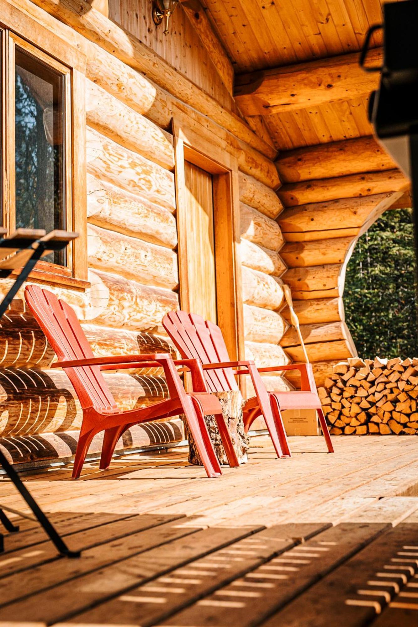 Rocky Mountain Escape Dome & Log Cabin Rentals - Rock Lake Rock Lake Lodge Provincial Park Exterior foto